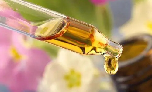 采用新鴻順基礎(chǔ)油制作的潤(rùn)滑油究竟好在哪里？